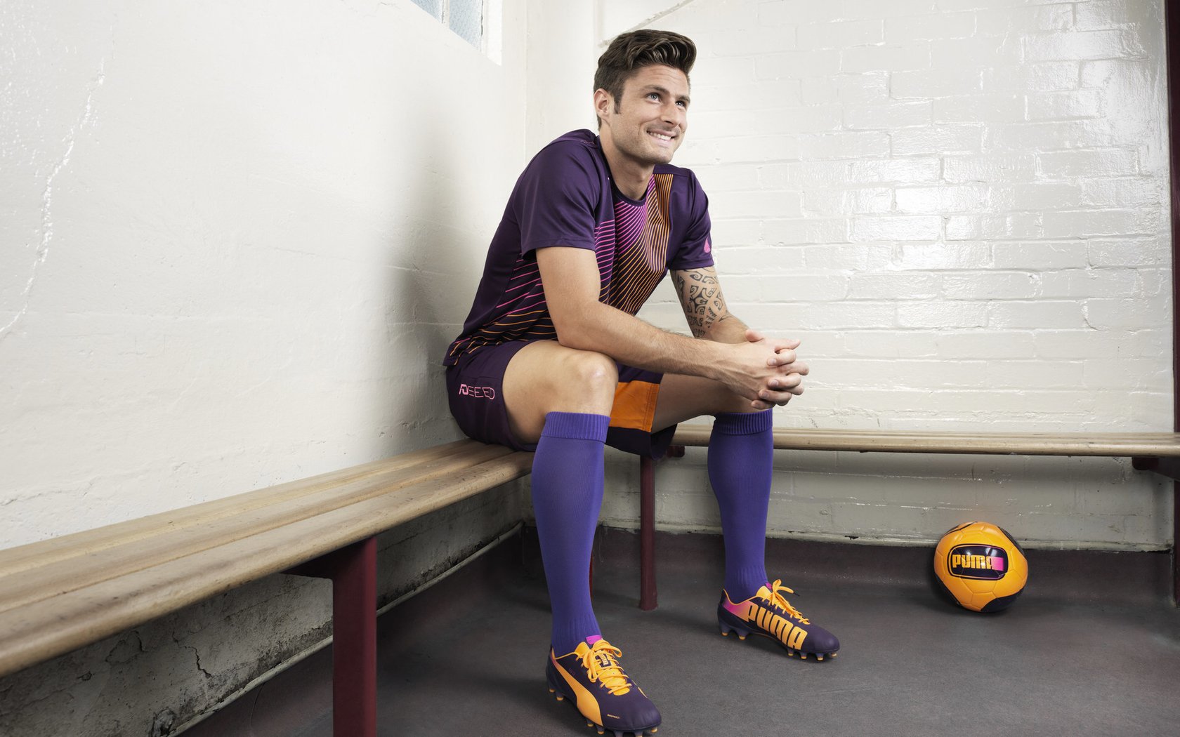 世界杯“黄牛大战警方” 线上黄牛新套路被平台封杀